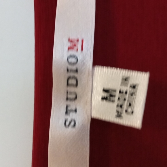 Studio Size Medium asymmetrical hemline going up the leg. Great tunic/dress, EUC - Picture 2 of 5